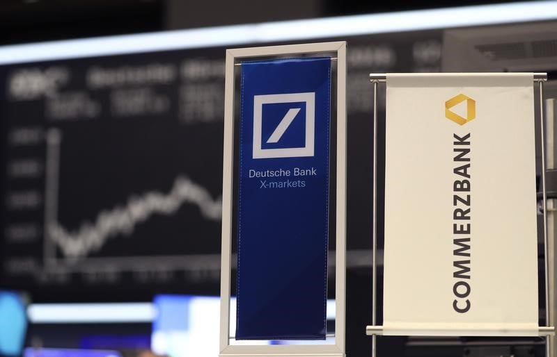 Une fusion seduit de plus en plus deutsche bank et commerzbank