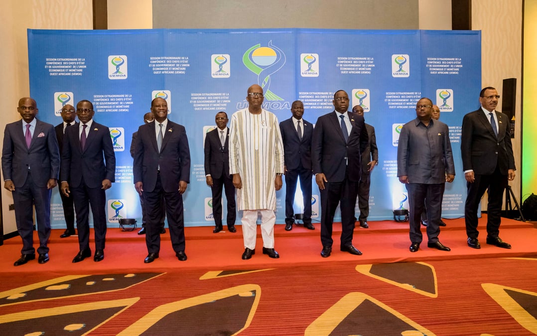 Les pays de la cedeao rompent leurs relations avec le mali