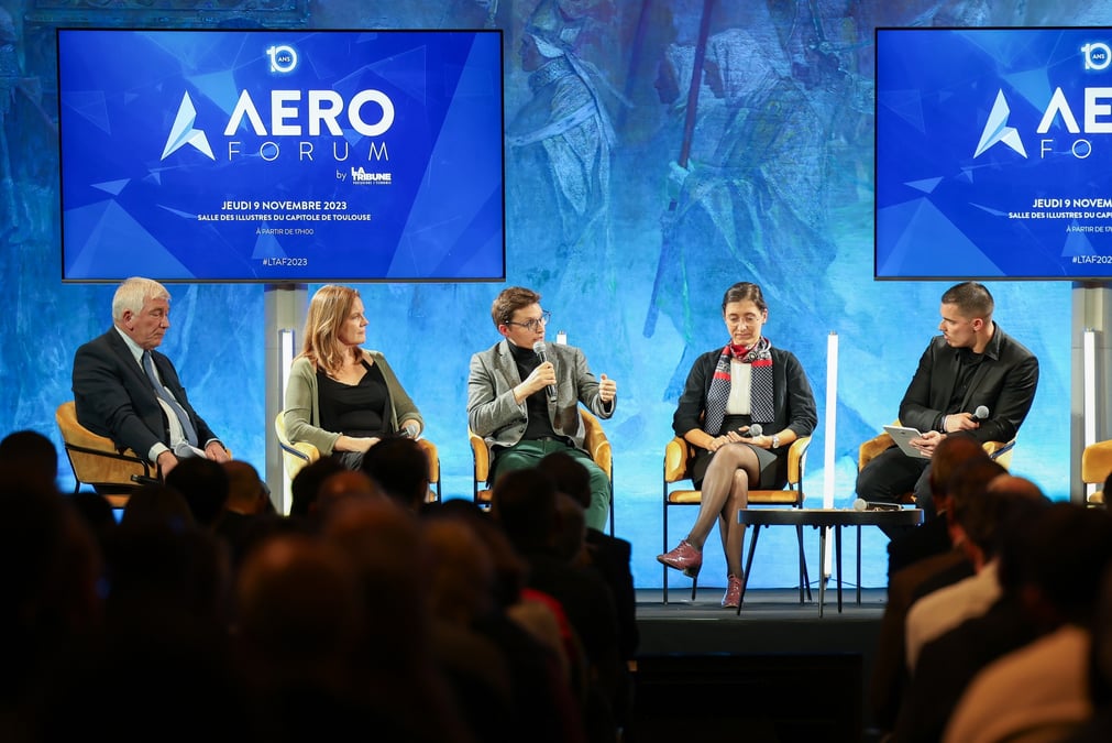 MIchel Wachenheim, Nathalie Duquesne, Jean-Christophe Lambert et Éléanor Sohier n'ont pas manqué de rappeler tout le chemin qui reste à parcourir pour la filière aéronautique afin de maîtriser son poids environnemental, à l'occasion des 10 ans de l'AéroForum, organisé par La Tribune jeudi 9 novembre.