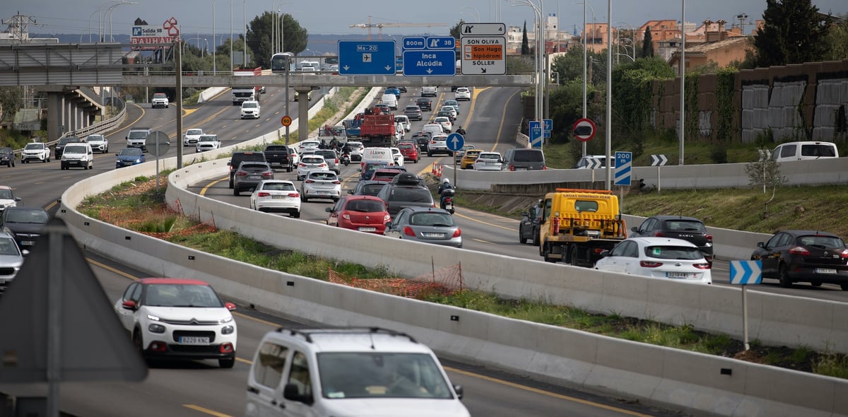 À l’heure du « chassé-croisé » sur les routes des vacances, les infrastructures des bornes de recharge pour voitures électriques se tiennent prêtes.