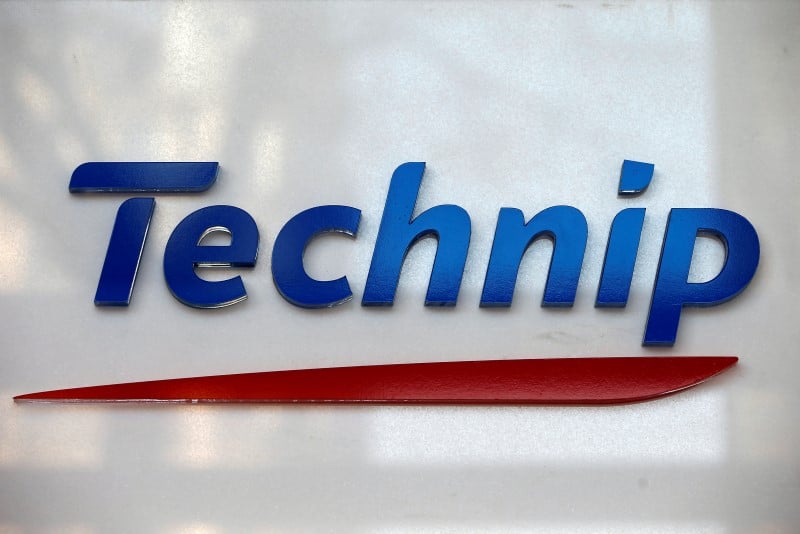 Technip et les valeurs petrolieres en baisse a mi-seance de la bourse de paris