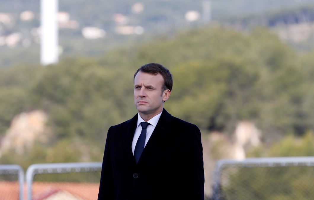 Macron en auvergne pour des voeux a un monde agricole inquiet