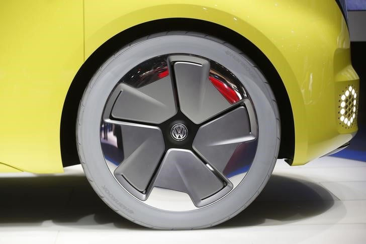 Vw recule dans le conflit autour du plan d'economies