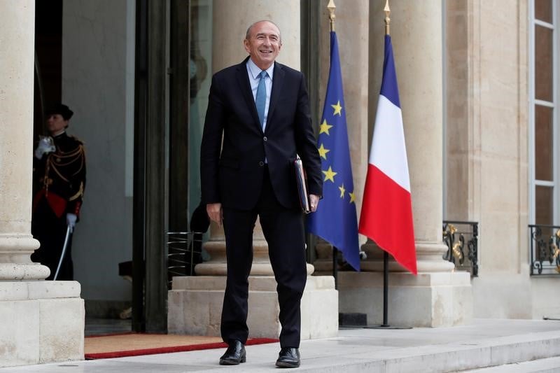 France: collomb veut prolonger l'etat d'urgence apres manchester