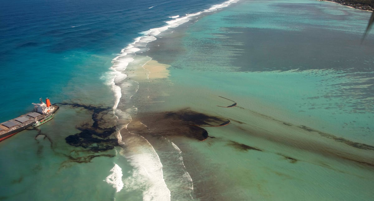 Maree noire: l'ile maurice doit "se preparer au pire des scenarios"