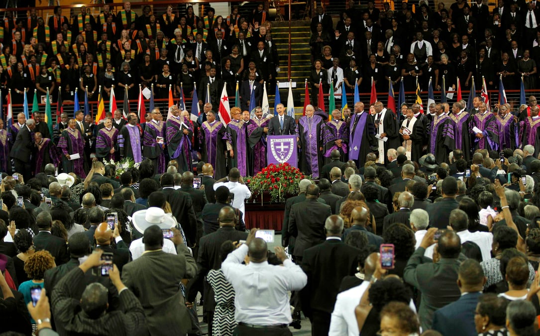 Barack obama prononce l'eloge funebre du pasteur clementa pinckney
