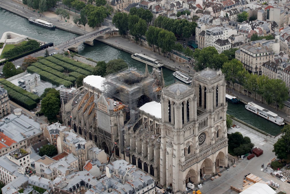 Le chantier de notre-dame de paris reprendra mi-aout