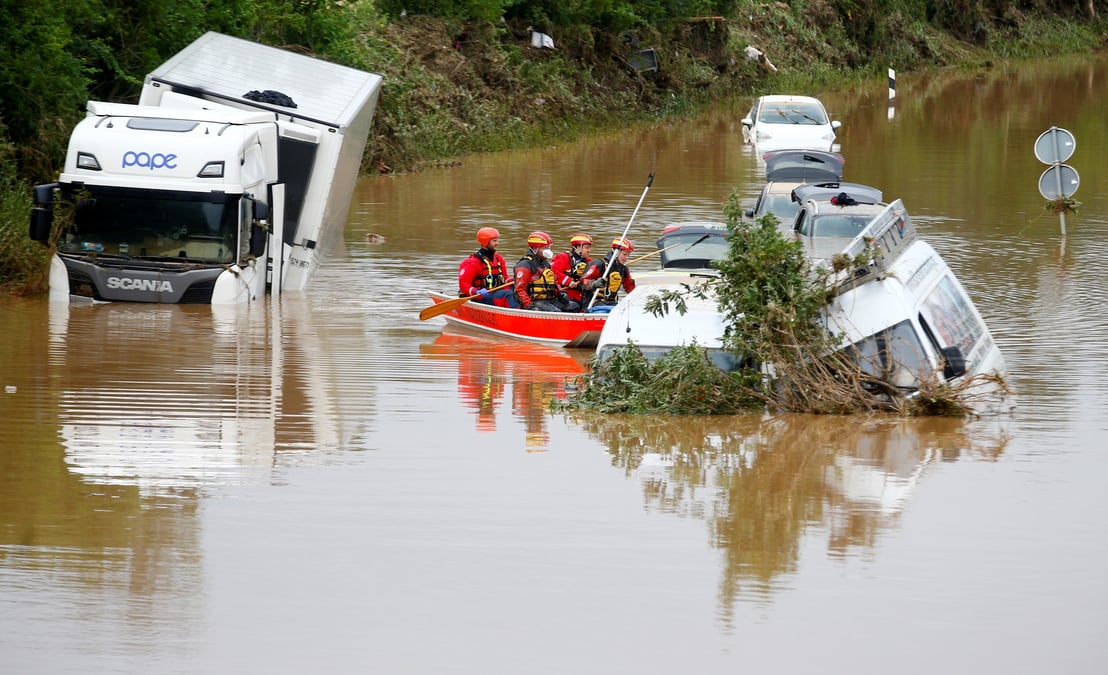 Le bilan des inondations en europe depasse 150 morts