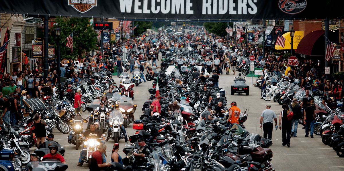 Covid, rassemblement de motards, Sturgis, North-Dakota