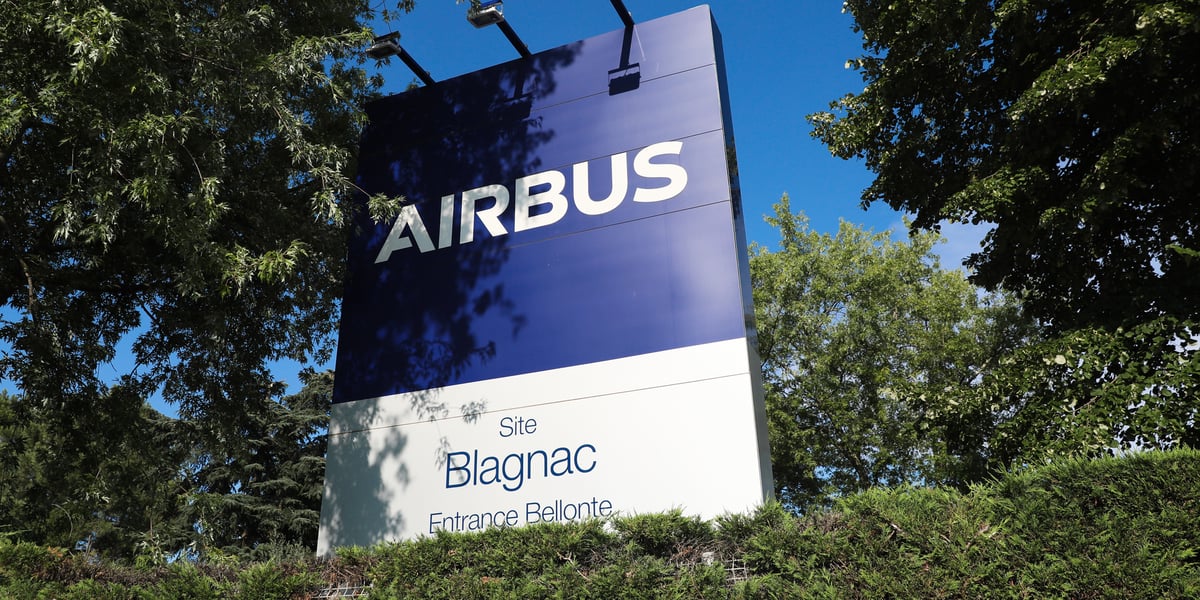 Le secteur aéronautique est le premier contributeur à la balance commerciale française avec 29 milliards d'euros d'excédent en 2024.