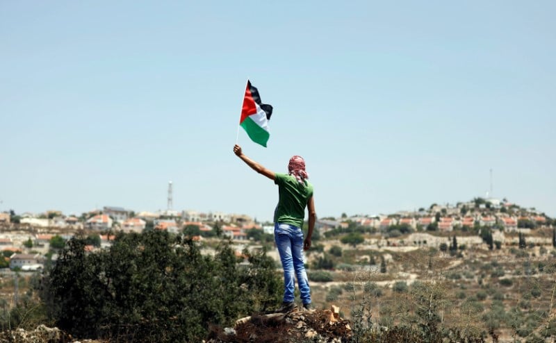Deux palestiniens abattus dans un camp de refugies a djenine