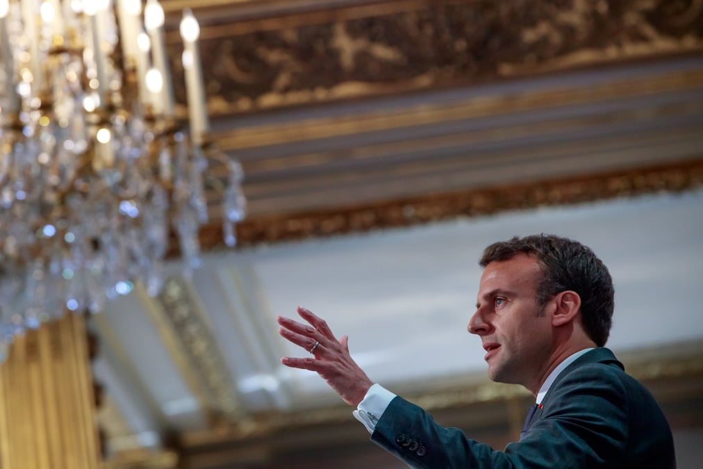 Syrie: macron confirme a des membres des fds le soutien de la france