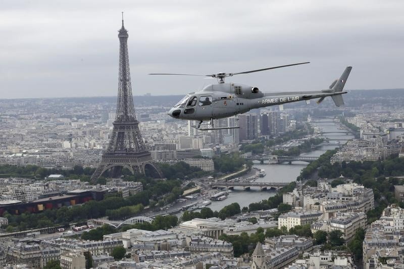 La France a déjoué des projets d'attentat, dit Manuel Valls