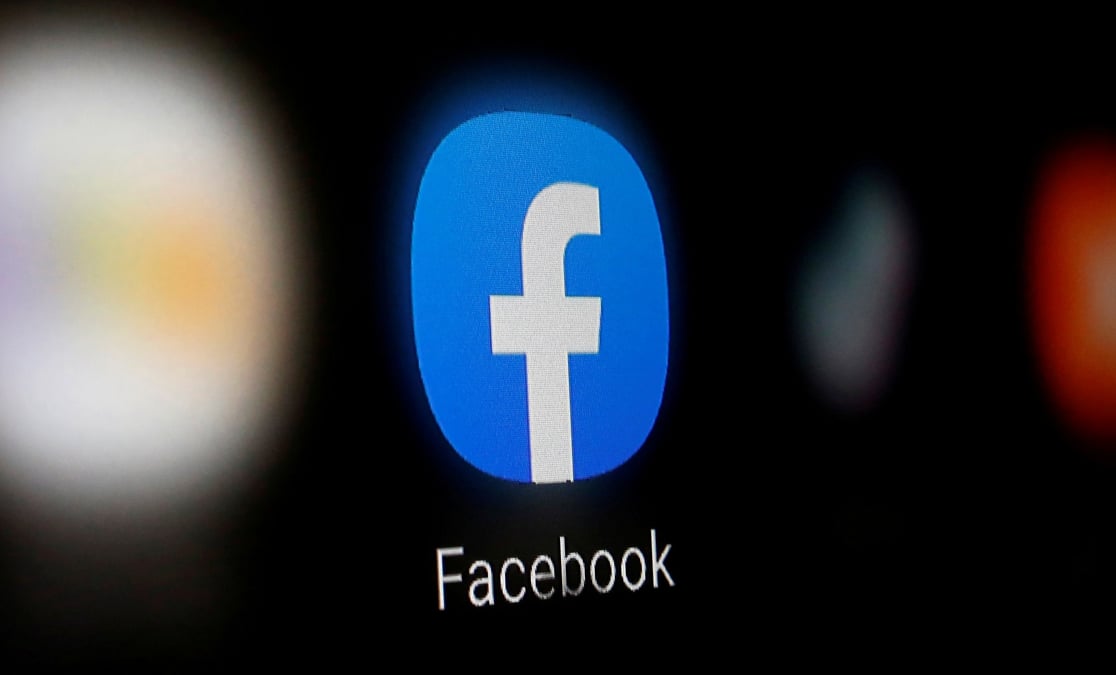 La maison blanche reproche a facebook du laxisme sur la desinformation liee au covid