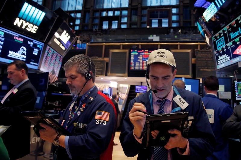 Wall street ouvre en hausse, record du dow et du nasdaq