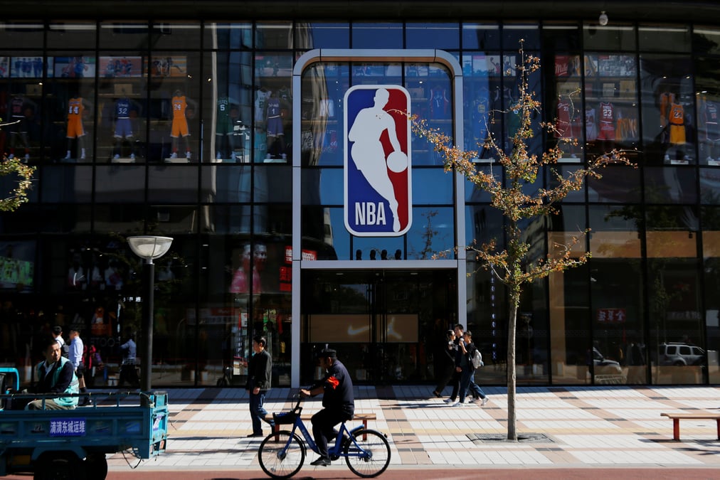 Accord sur la reprise de la nba, des mesures pour faciliter le vote en novembre