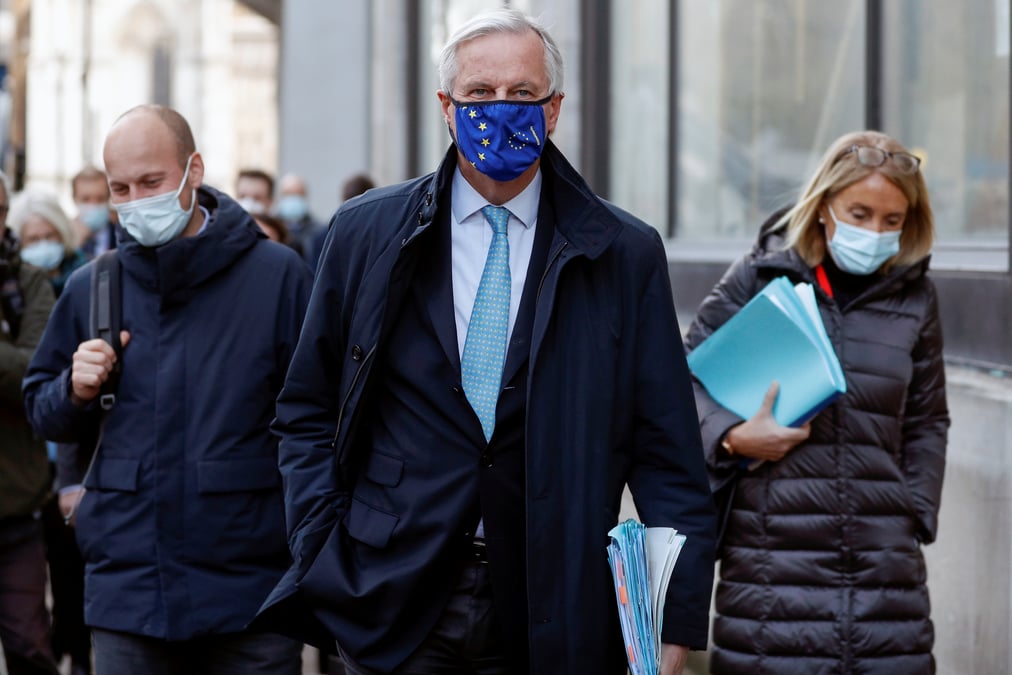 Brexit: barnier va se rendre a londres pour reprendre les discussions