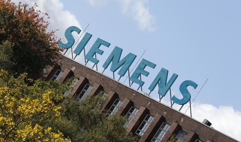 Siemens reste en attente en cas d'échec de l'alliance Alstom-GE