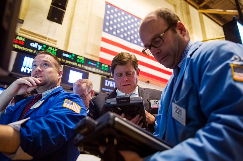 Wall Street ouvre en baisse, mais Visa soutient le Dow Jones