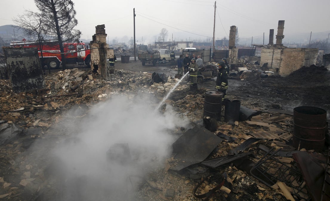 Violents incendies en siberie, 23 morts