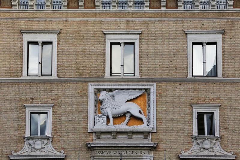 Generali monte a 3,01% dans intesa sanpaolo