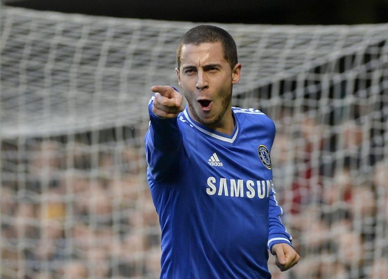 Premier League: Chelsea prend la tête