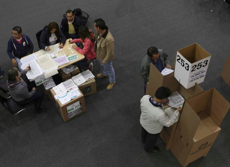 Le gouvernement colombien voit sa majorité parlementaire réduite