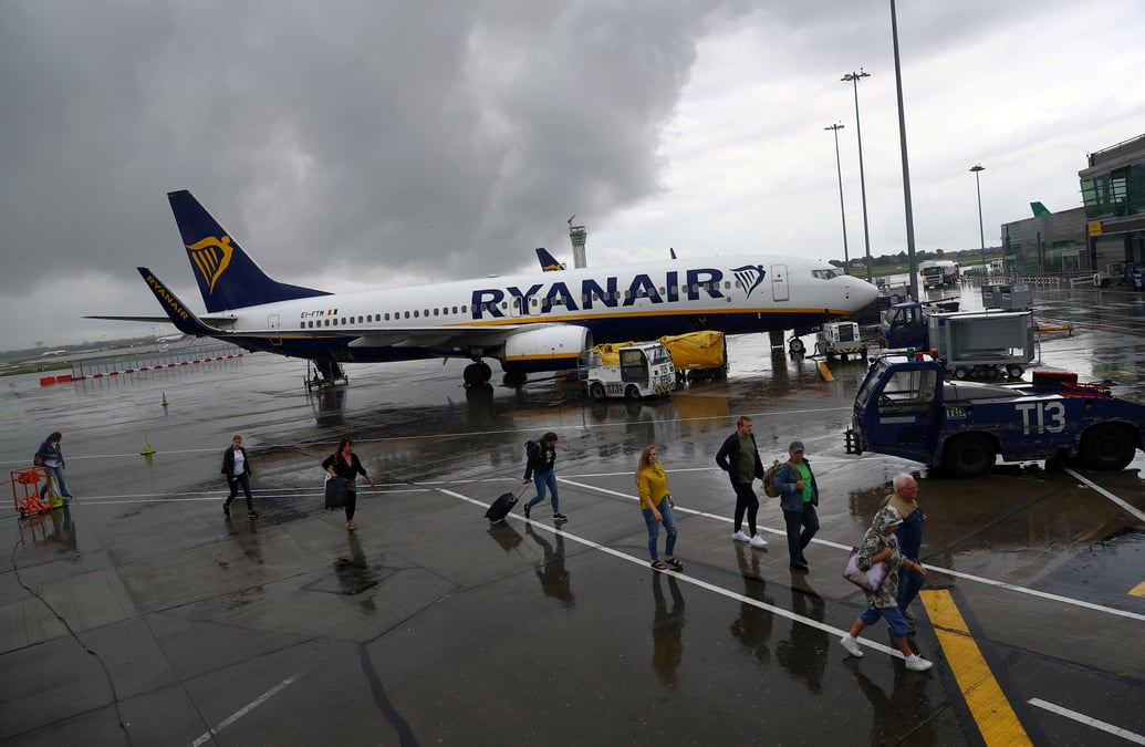 Ryanair va facturer certains bagages emmenes en cabine