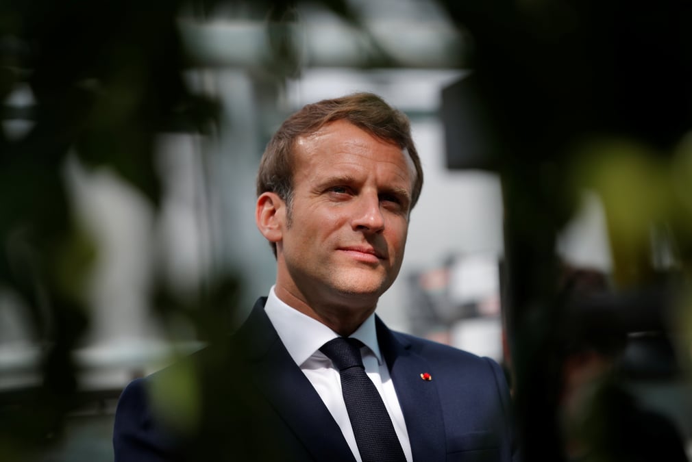 "le 11 mai ne marquera pas le retour a une vie normale", dit macron