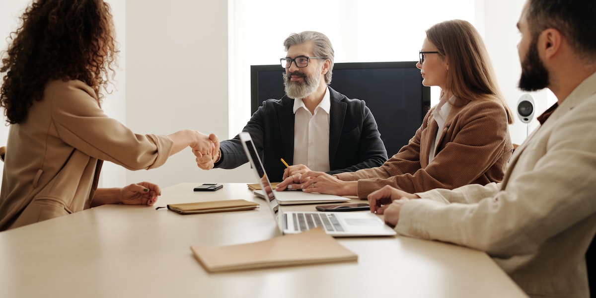 Externaliser son CSE : Quels avantages pour l’entreprise ?