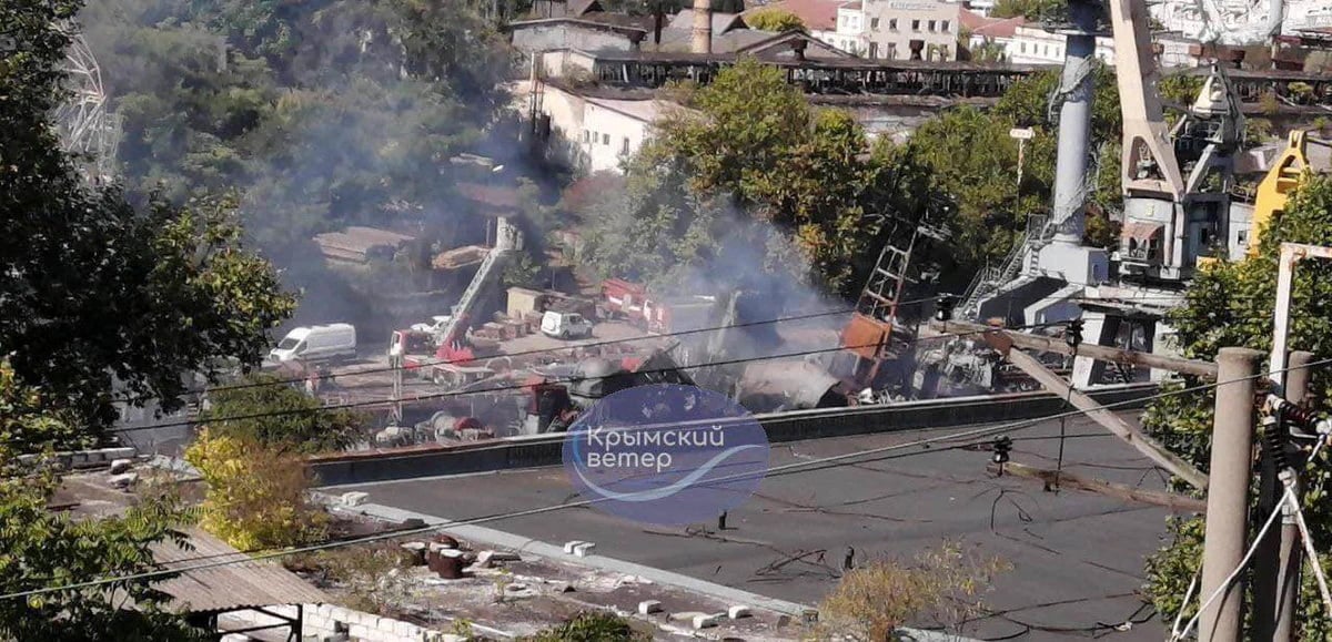 Vue de la suite d'une attaque de missile ukrainien sur sebastopol, en crimee