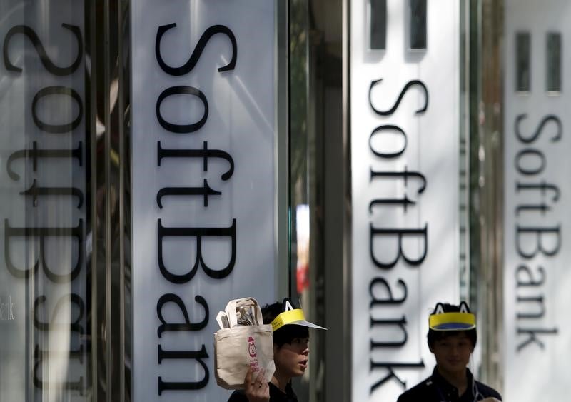Softbank pret a ceder le controle de sprint pour attirer t-mobile