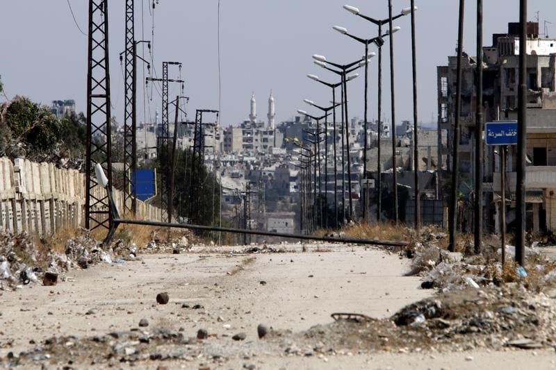 L'aviation gouvernementale syrienne bombarde homs