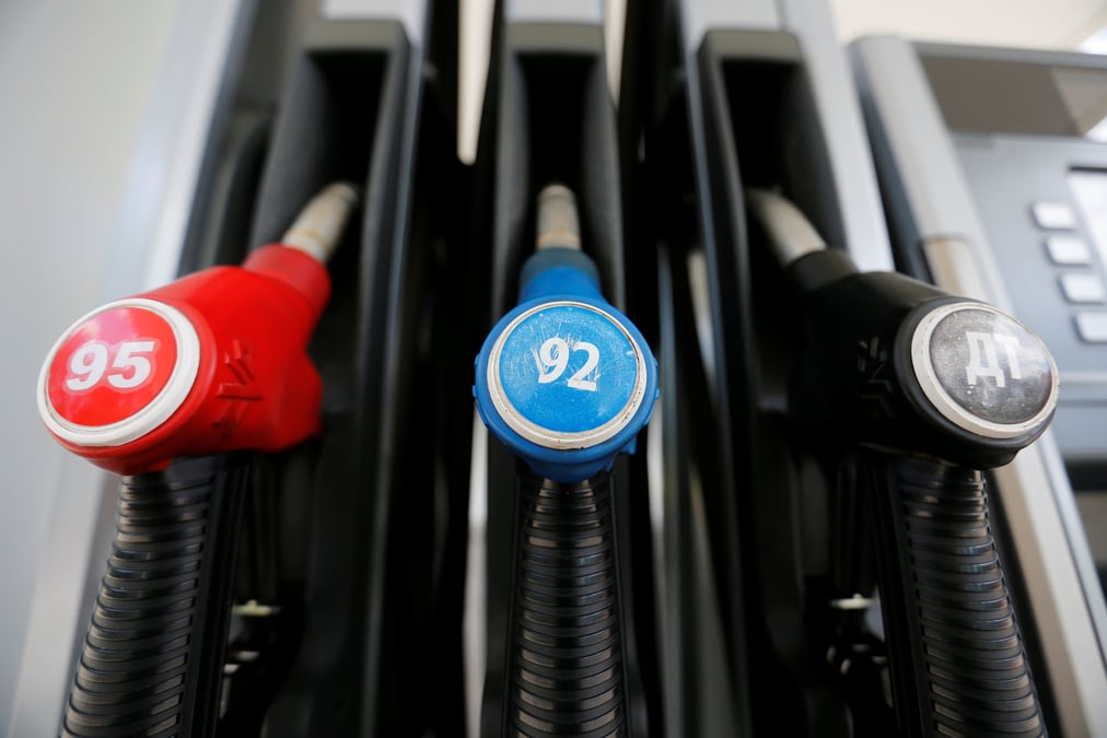 La russie reconnait le besoin de reduire la production de petrole