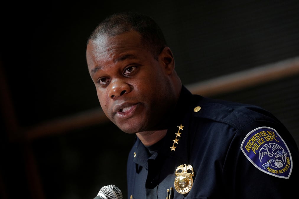 Usa: le chef de la police de rochester limoge apres la mort d'un homme noir
