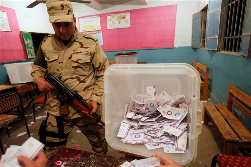 Large victoire du "oui" en Egypte, selon un responsable