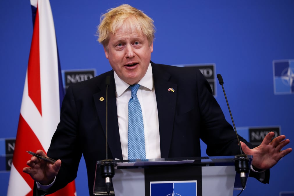 Grande-bretagne: boris johnson entend s'affranchir du protocole post-brexit pour l'irlande du nord, selon un media
