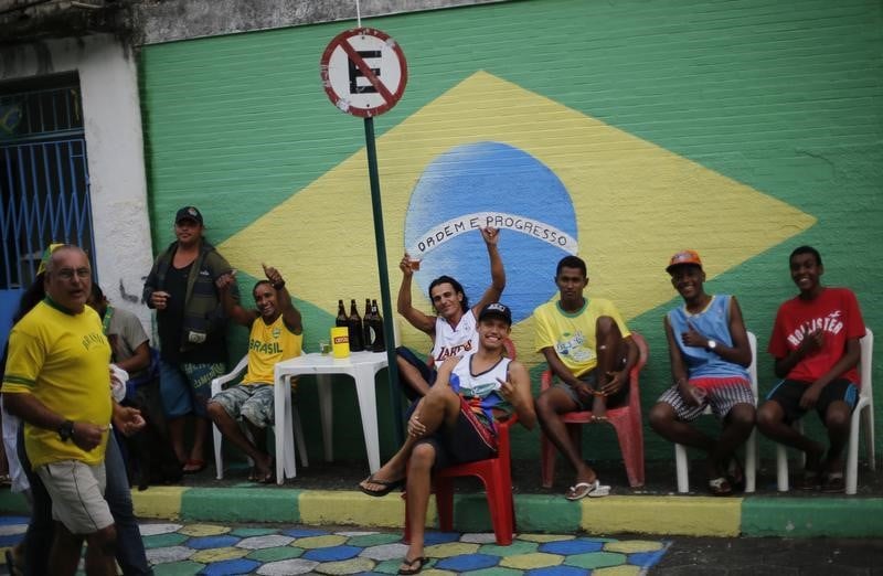 Joie dans les rues du Brésil après la victoire de la Seleçao