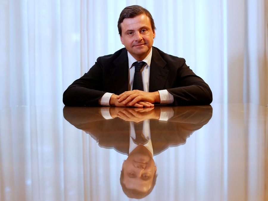 Italie: un ministre demande une enquete sur vivendi