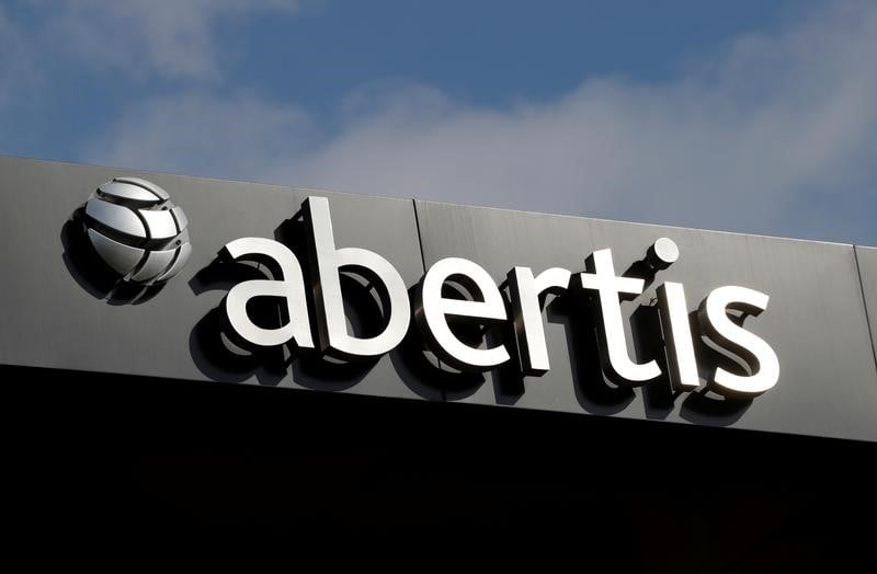 Abertis veut ceder 57% d'hispasat pour 656 millions d'euros