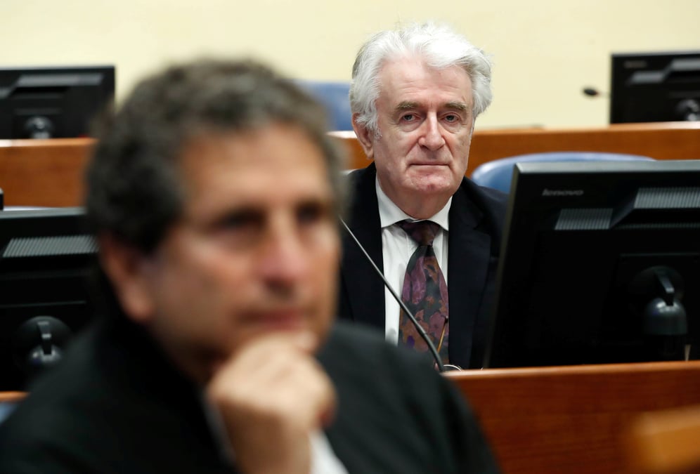 La haye: l'accusation veut la prison a vie pour karadzic