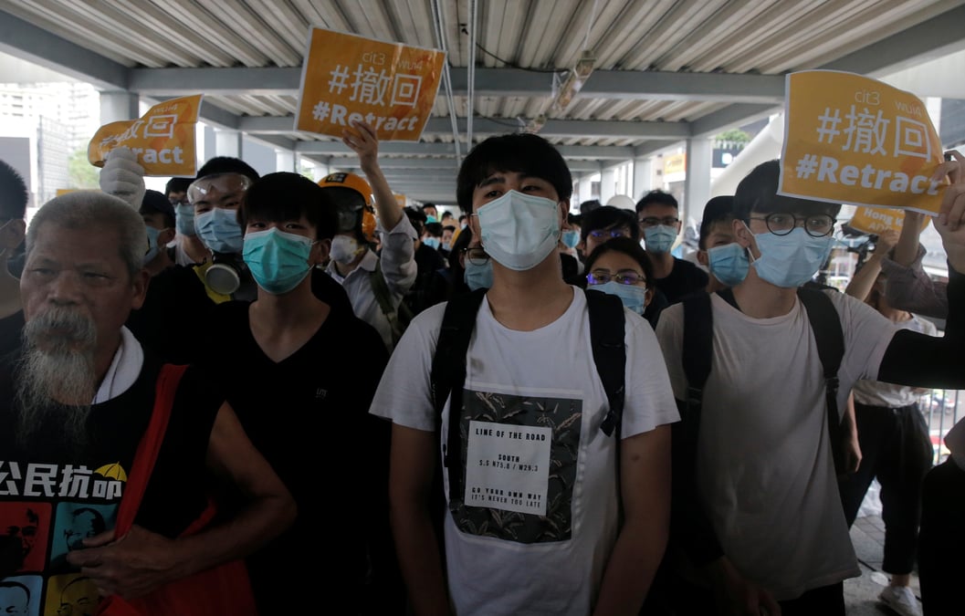 La presse officielle chinoise denonce la contestation a hong kong