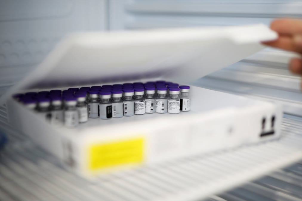 Coronavirus/israel: la vaccination a fait baisser de pres de la moitie les cas chez les plus de 60 ans