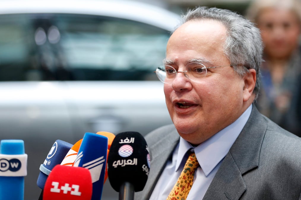 Athenes entretient la polemique sur le dossier russo-ukrainien