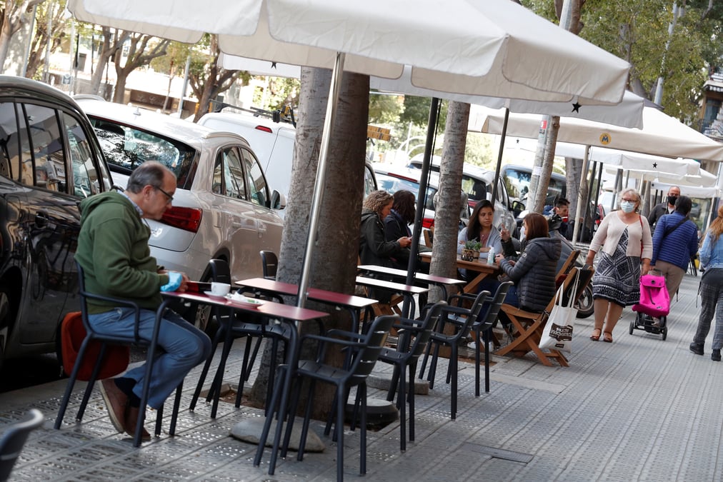 Plusieurs regions d'espagne renforcent les restrictions contre le coronavirus