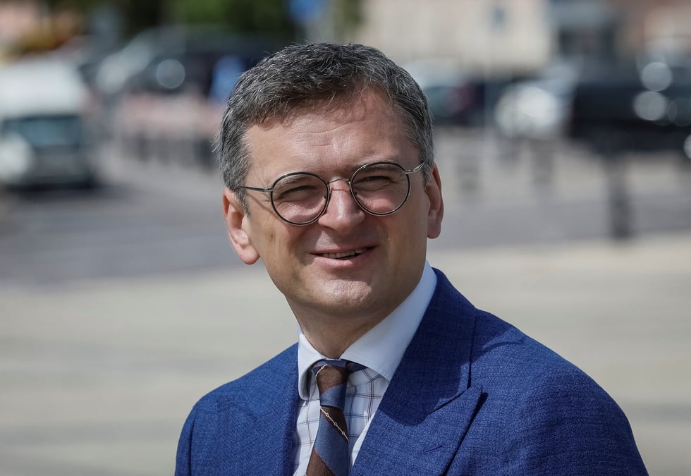 Le ministre ukrainien des affaries etrangeres dmitro kouleba lors d'une visite a kyiv de son homologue estonien