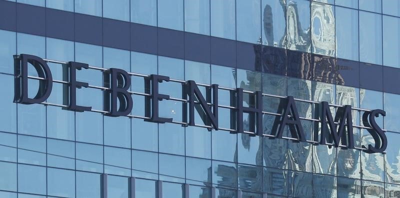 Debenhams reduit ses previsions apres des ventes decevantes