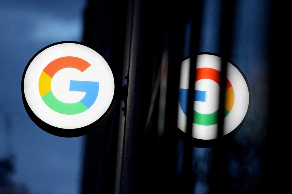 Ce changement de politique de Google marque un tournant commercial, que certains observateurs interprètent déjà comme un aveu de faiblesse.