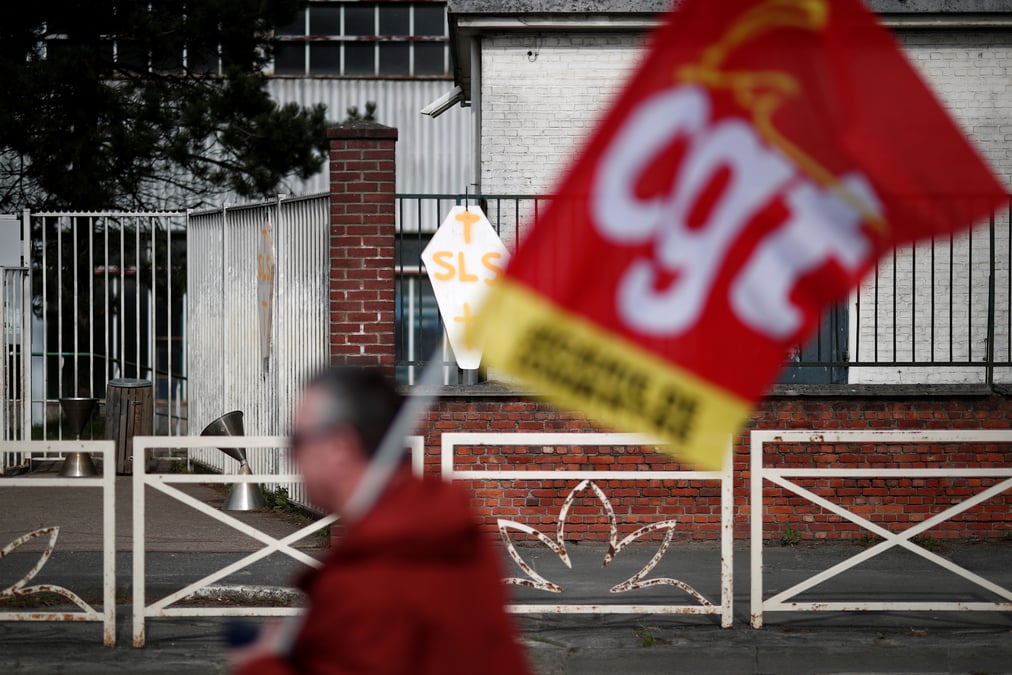 Europeennes: cgt et cfdt appellent a faire "barrage a l'extreme droite"