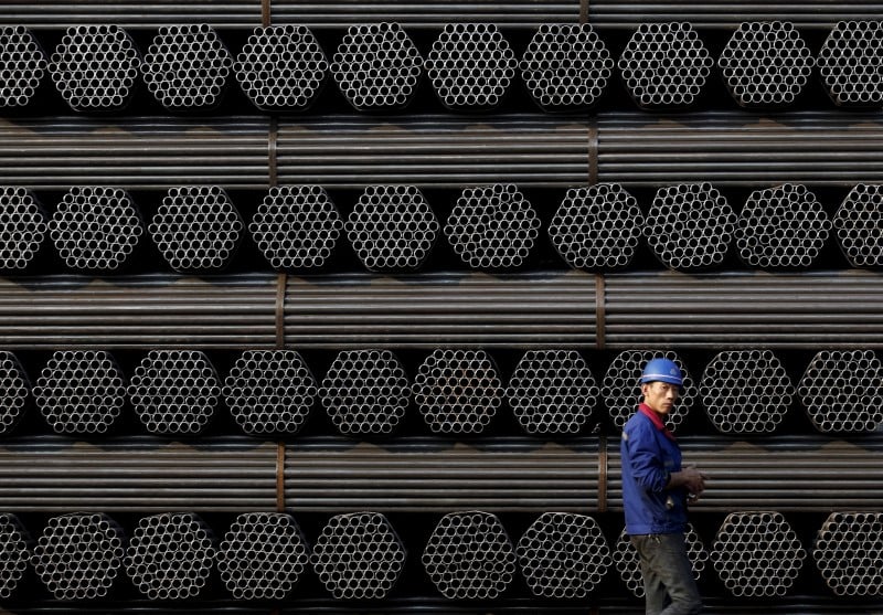 Quatorzieme mois de contraction de l'activite manufacturiere en chine